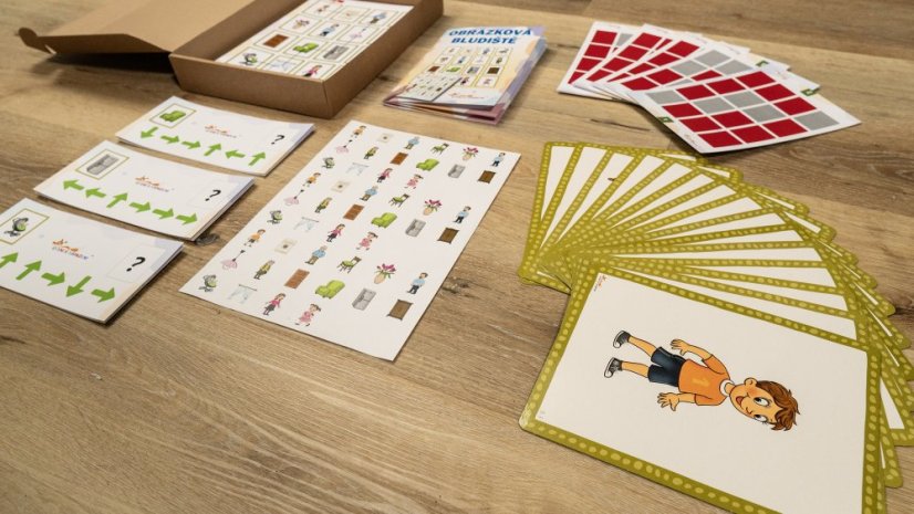 Velké obrázkové bludiště - rodina